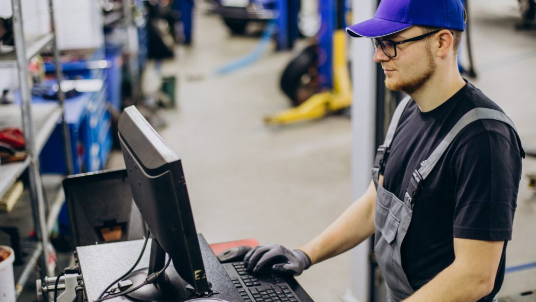 Quelle est la durabilité d’un panel PC industriel en entreprise ?