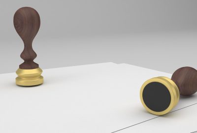 Tampon bois français personnalisé : alliez création et identité visuelle