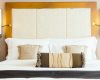 Tête de lit 160 cm : idées et conseils pour sublimer toutes les chambres