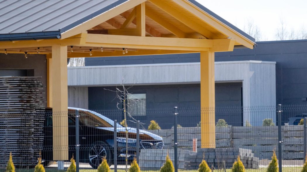 Quel couvreur choisir à Hennebont pour une rénovation de toiture de carport ?